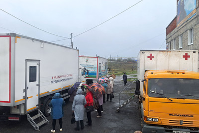 Жители поселка Валериановск получили консультации медиков и обследования благодаря акции